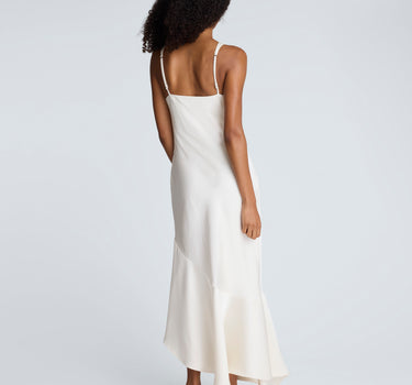 Vestido sesgado de satín con cuello vuelto para mujer