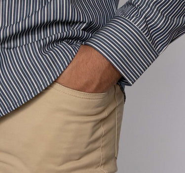 Pantalón casual tipo jean para hombre