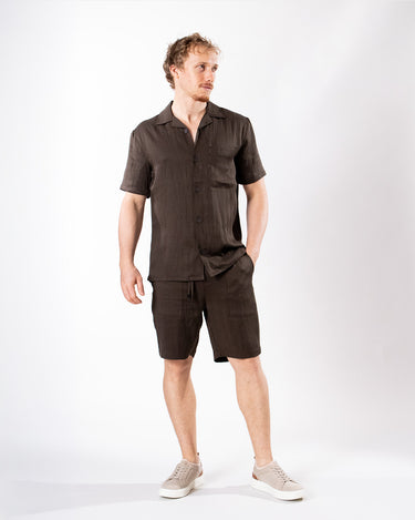 Camisa casual manga corta diseño clásico regular fit para hombre