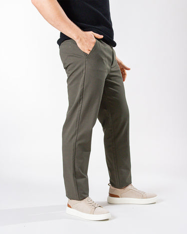 Pantalón casual diseño clásico regular fit para hombre