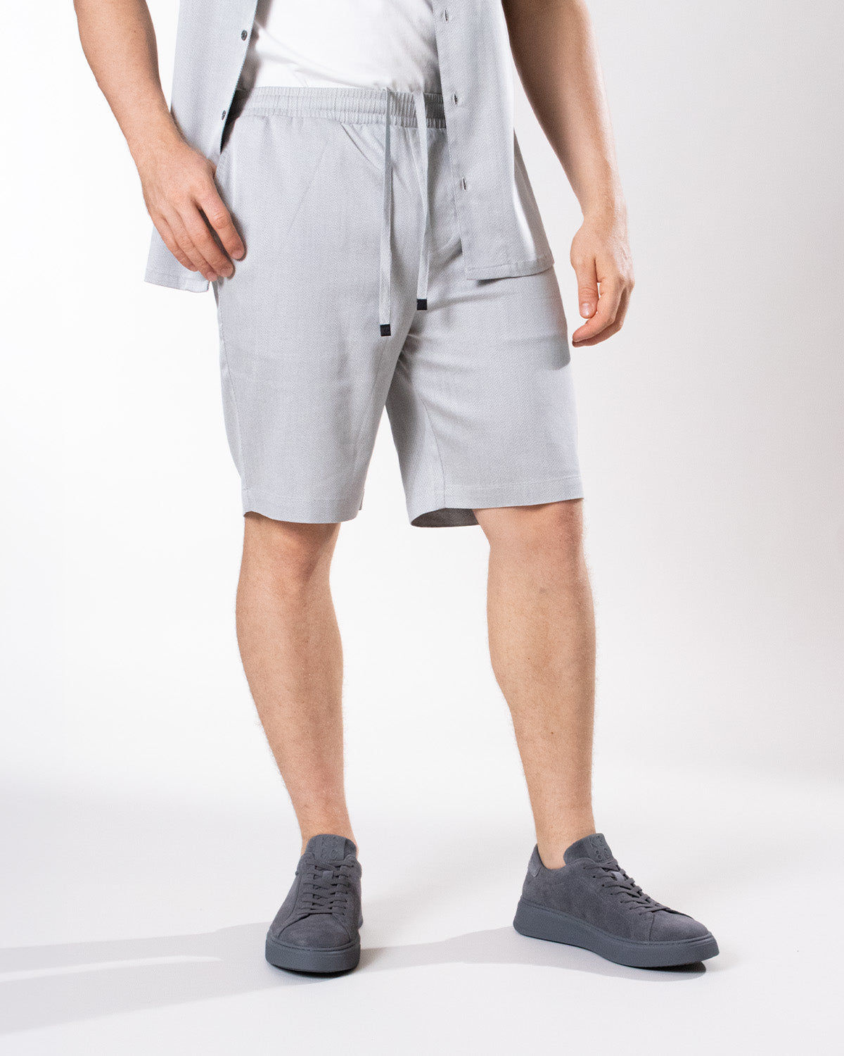 Short casual con cordón ajustable regular fit para hombre