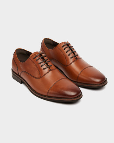 Zapatos de vestir de cuero para hombre matteo toe cap